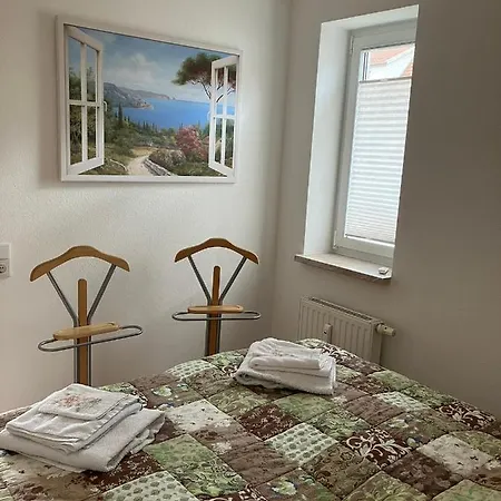 Rhoenperle Apartman *