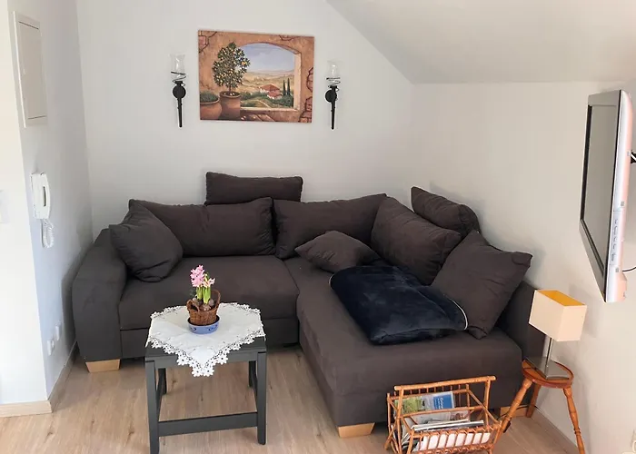 Rhoenperle Apartman *